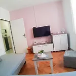 Апартаменты Sara *