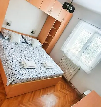 Apartment Sara