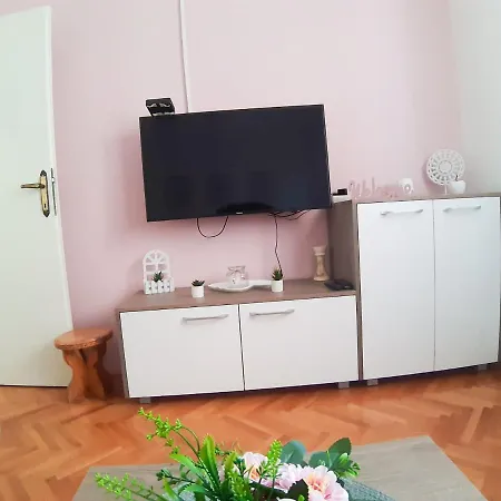 Sara Apartment Podstrana