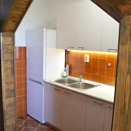 Apartment Sara Podstrana
